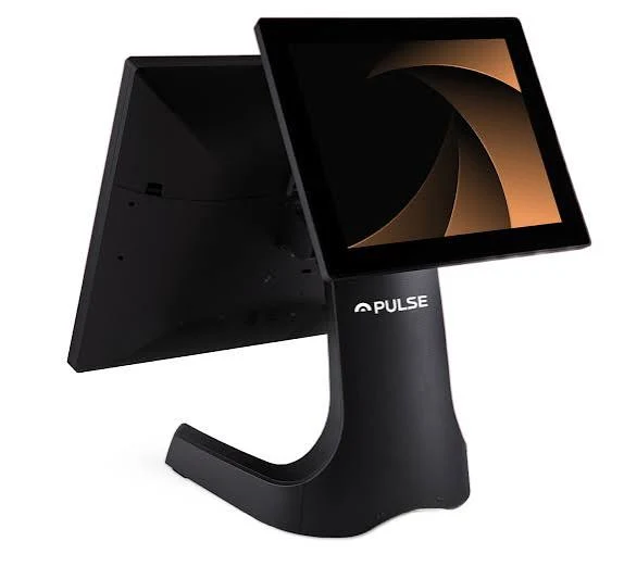 Pulse P40 nero visto dal retro: display cliente secondario montato sulla colonna con logo Pulse